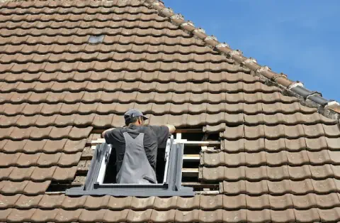 Pose de velux - La Grande-Paroisse